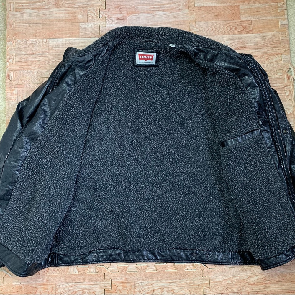 SOLD - Picture 2 of 16